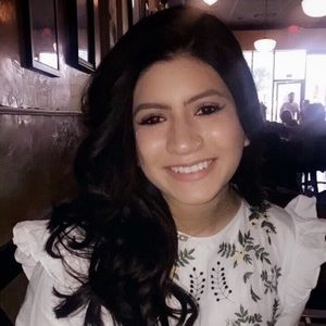 Meet your Posher, Fatima